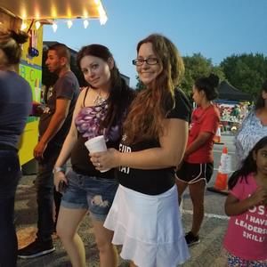 Meet your Posher, Julie